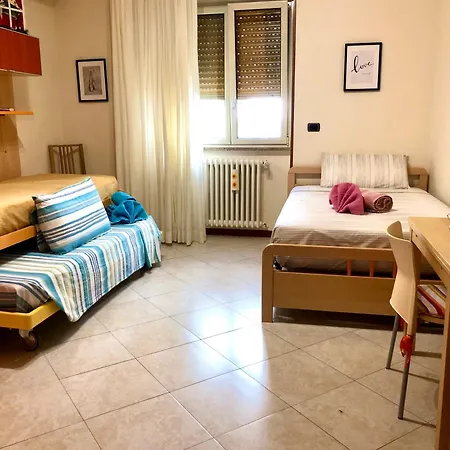 Casa Rosy, A Casa Tua * Bari