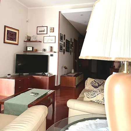 Apartman Casa Rosy, A Casa Tua Bari