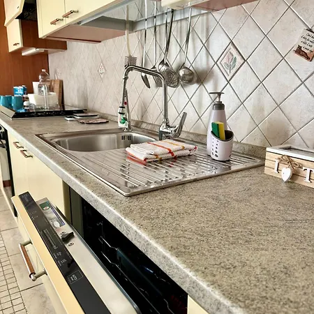 Casa Rosy, A Casa Tua Бари